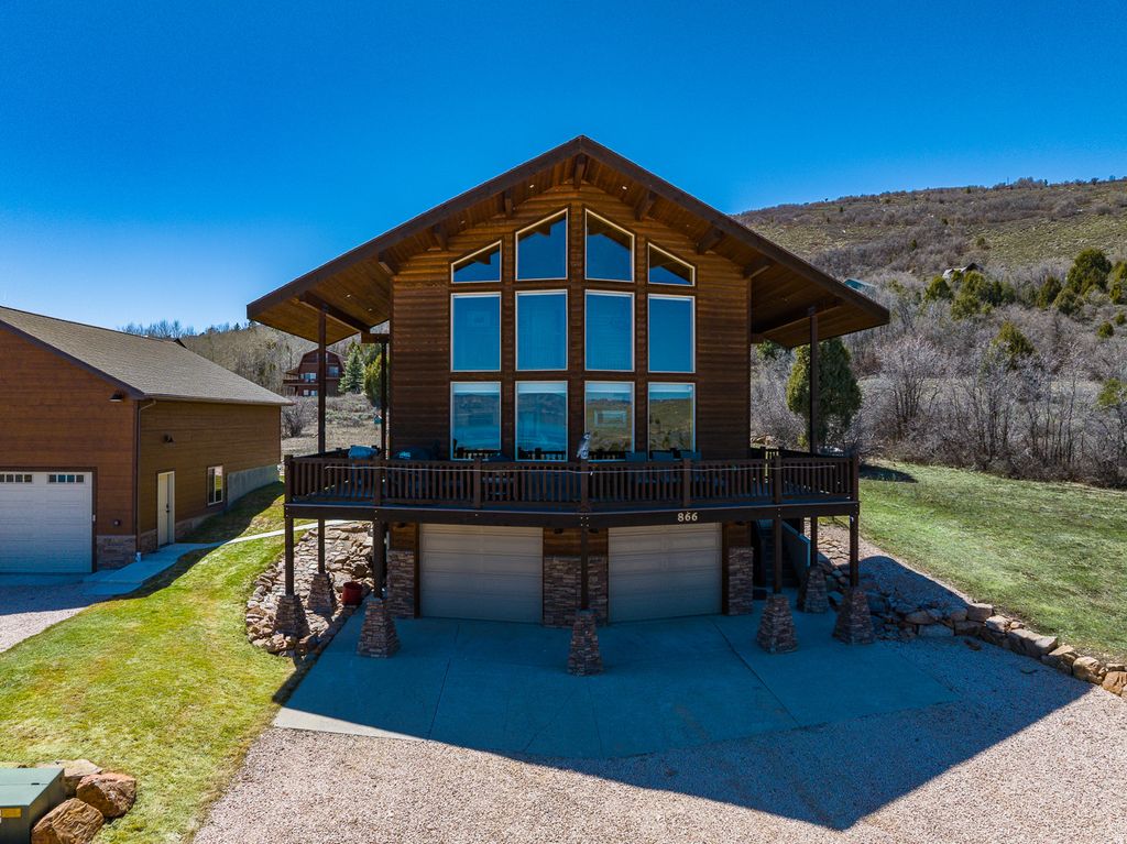 Photo of 866 N YARROW CIR #38/39, Garden City, UT 84028 (MLS # 2121554)