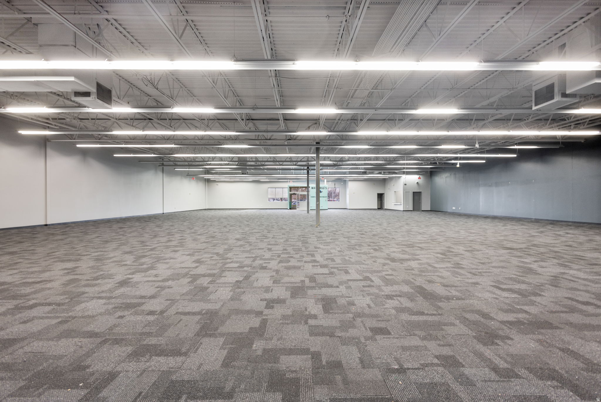 RIVERTON DEPOT - Commercial Lease