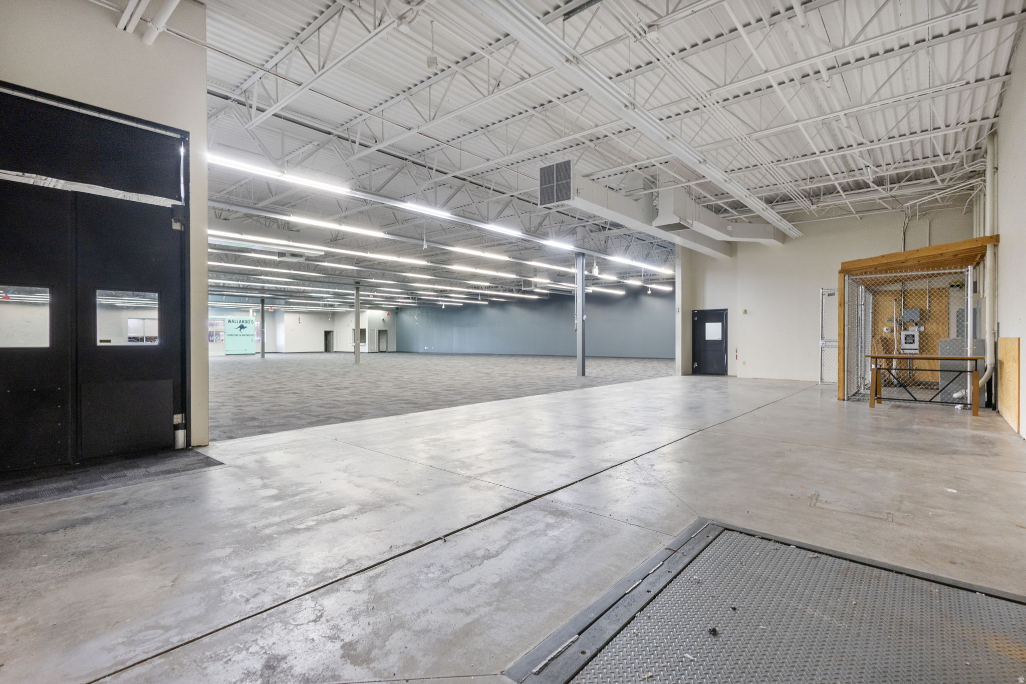 RIVERTON DEPOT - Commercial Lease