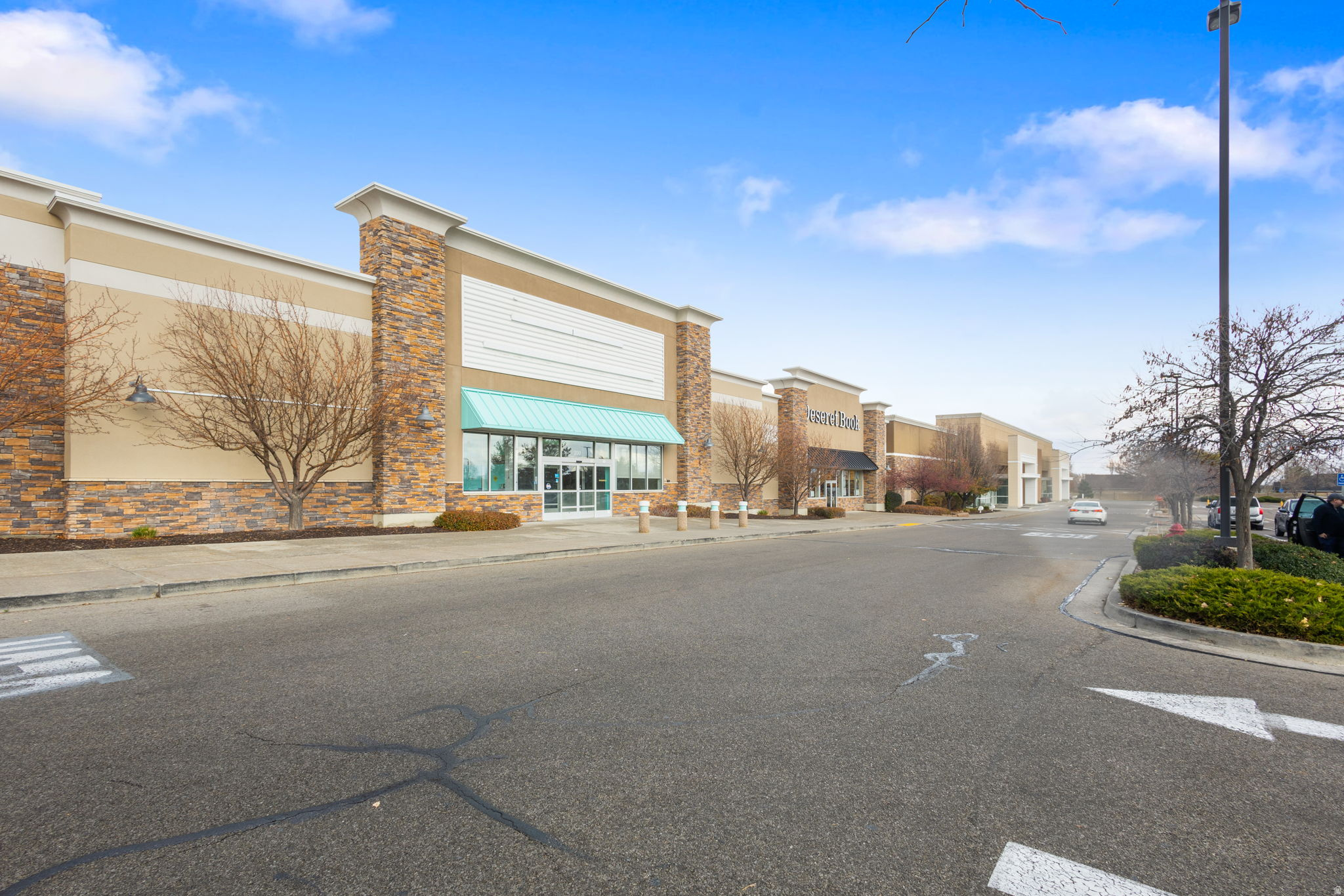 RIVERTON DEPOT - Commercial Lease