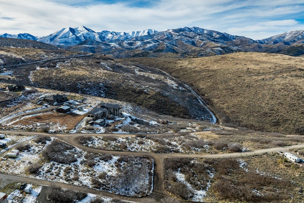 Photo of 16080 S STEP VIEW LN, Herriman, UT 84096 (MLS # 2127547)