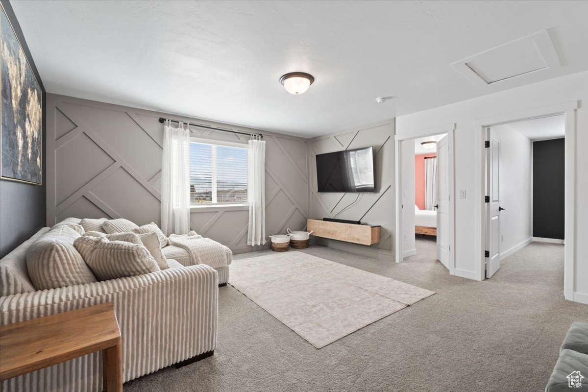 LAKESHORE LANDING - Residential