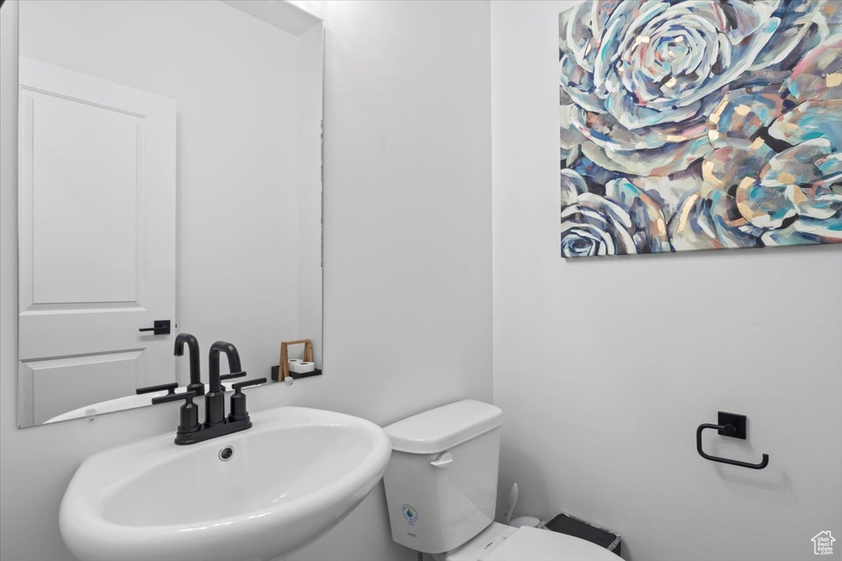 LAKESHORE LANDING - Residential