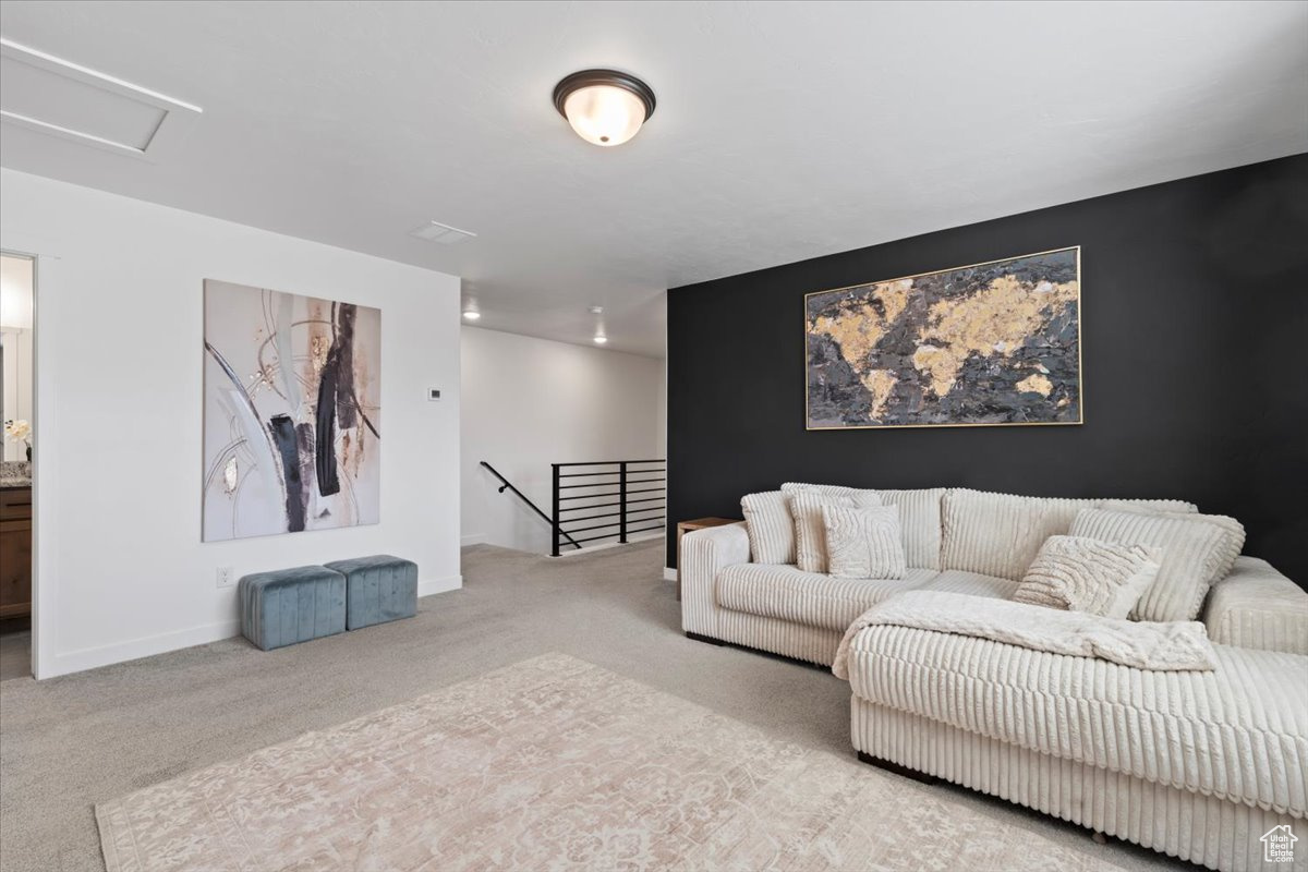 LAKESHORE LANDING - Residential