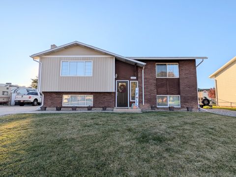 Photo of 2205 N 700 W, Harrisville, UT 84414 (MLS # 2120639)