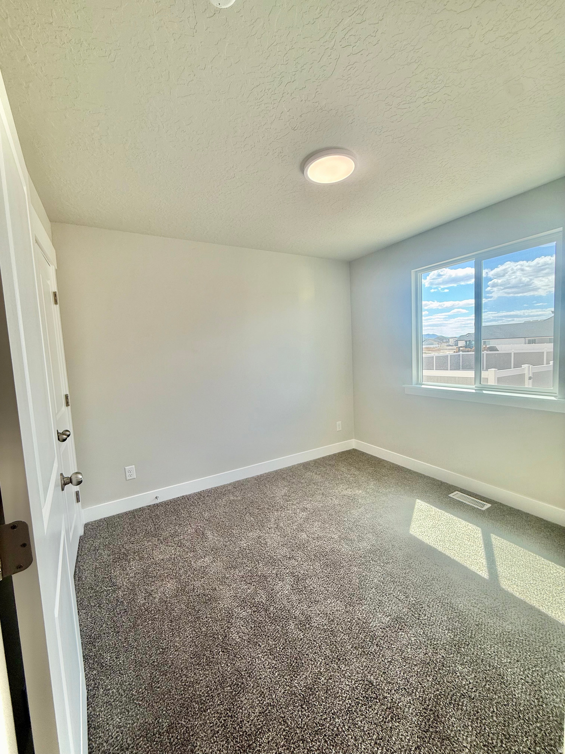 EAGLE POINT - Residential