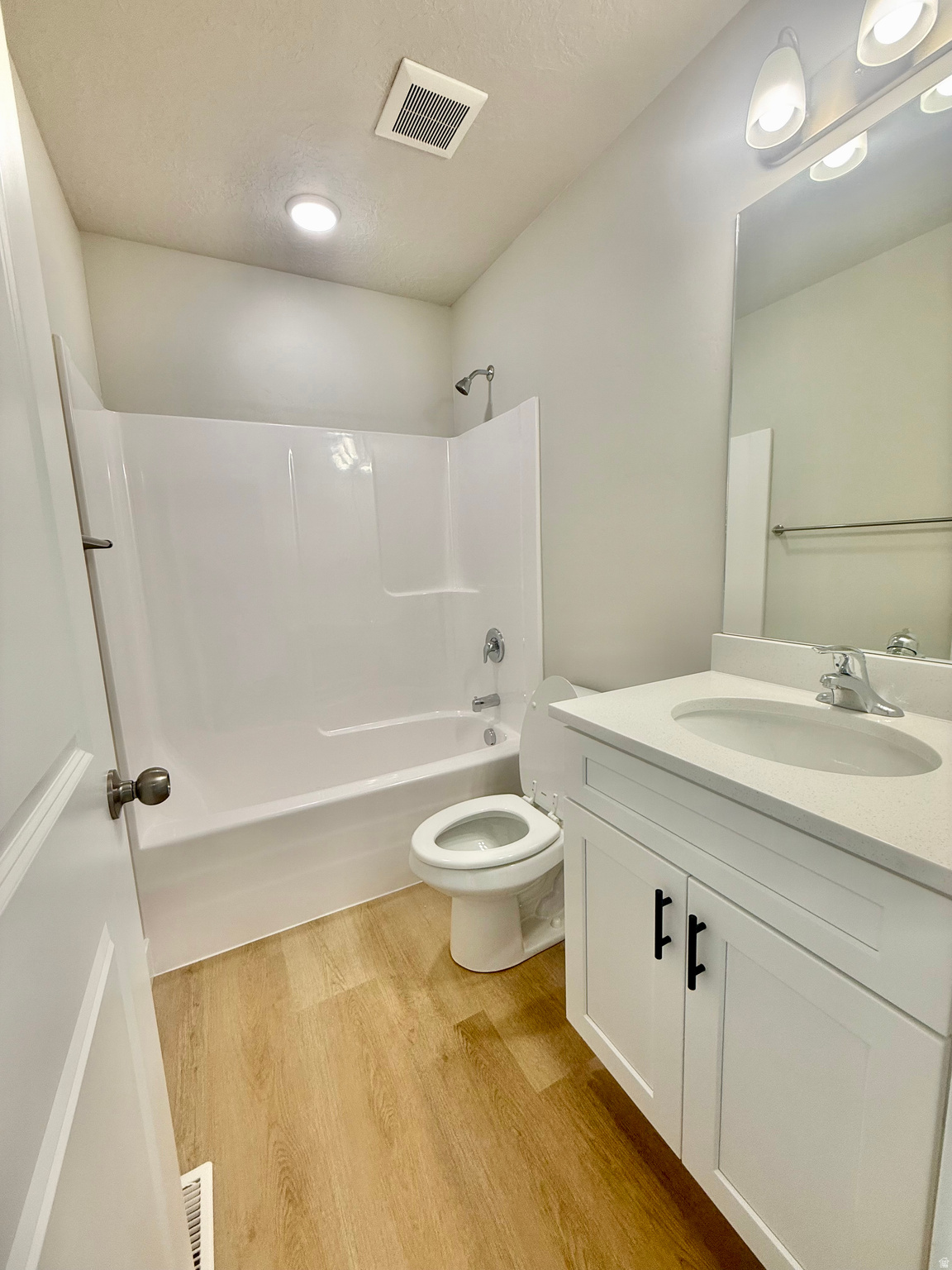 EAGLE POINT - Residential