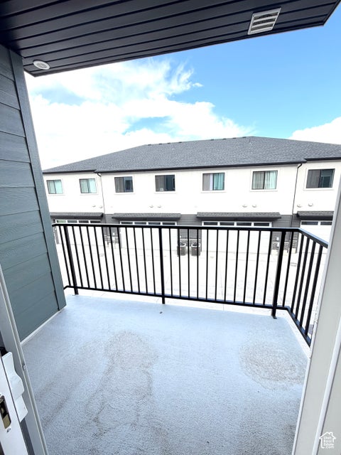 Tiny photo for 253 E VOLUNTEER DR #8-204, Spanish Fork, UT 84660 (MLS # 2163546)