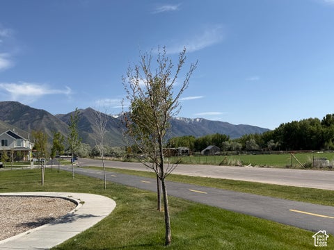 Tiny photo for 253 E VOLUNTEER DR #8-204, Spanish Fork, UT 84660 (MLS # 2163546)