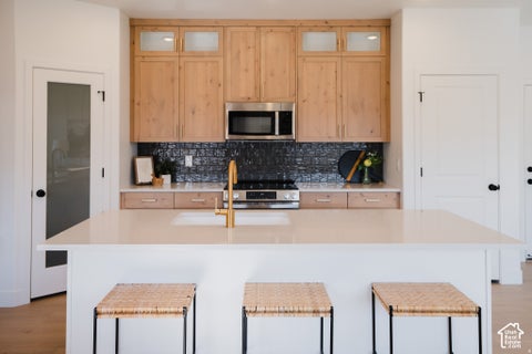Tiny photo for 253 E VOLUNTEER DR #8-204, Spanish Fork, UT 84660 (MLS # 2163546)