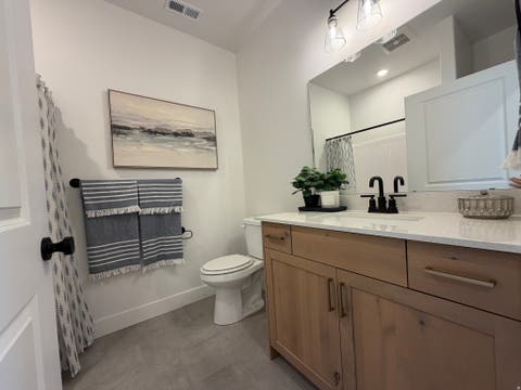 Tiny photo for 253 E VOLUNTEER DR #8-204, Spanish Fork, UT 84660 (MLS # 2163546)