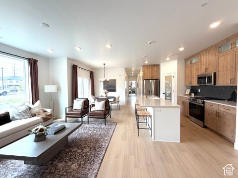 Tiny photo for 253 E VOLUNTEER DR #8-204, Spanish Fork, UT 84660 (MLS # 2163546)