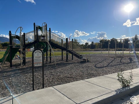 Tiny photo for 253 E VOLUNTEER DR #8-204, Spanish Fork, UT 84660 (MLS # 2163546)
