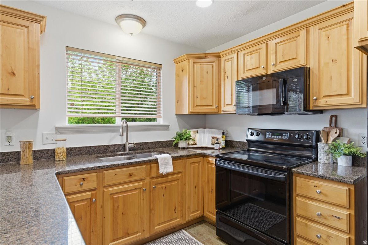 COOPERS HOLLOW RESIDENTIAL PUD PHASE 2 - Residential