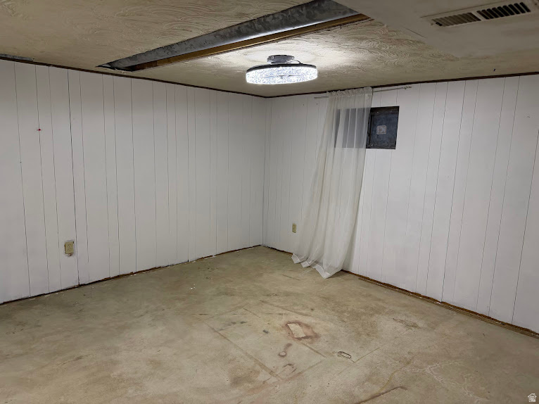 ANTIONETTA ACRES - Residential