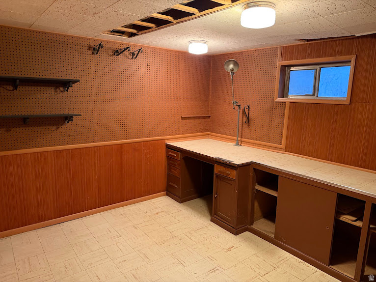 ANTIONETTA ACRES - Residential