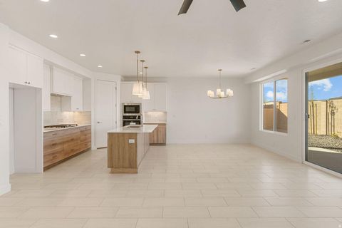 Tiny photo for 2433 PATRICIA DR, Santa Clara, UT 84765 (MLS # 2143932)