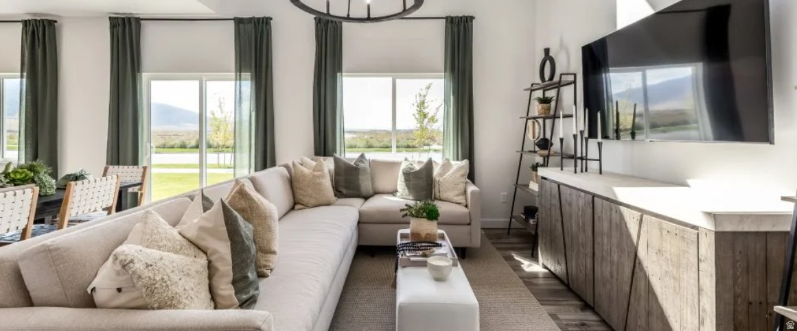 PARKWAY FIELDS - Residential