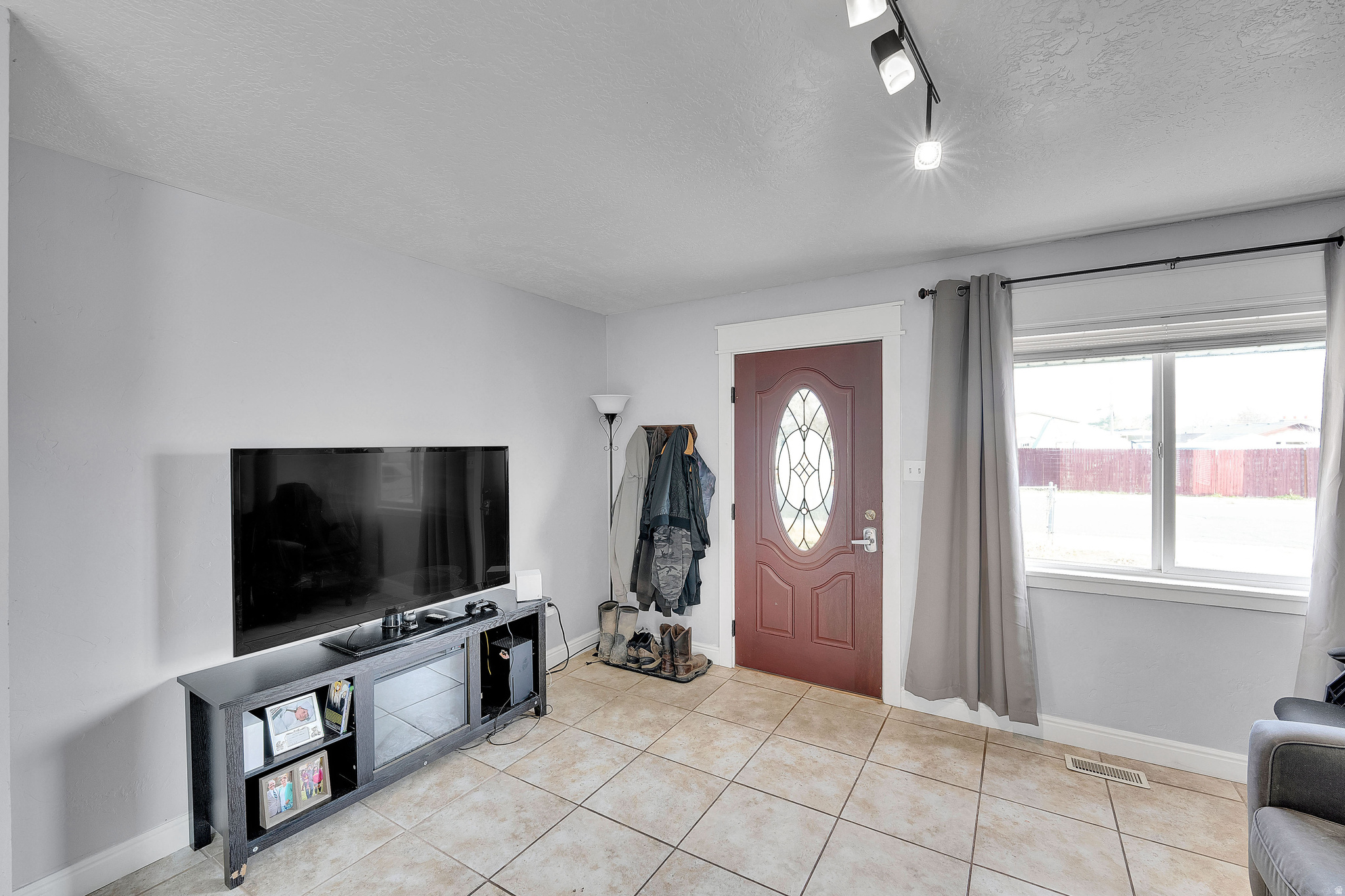 HOFFMAN HEIGHTS #13 - Residential