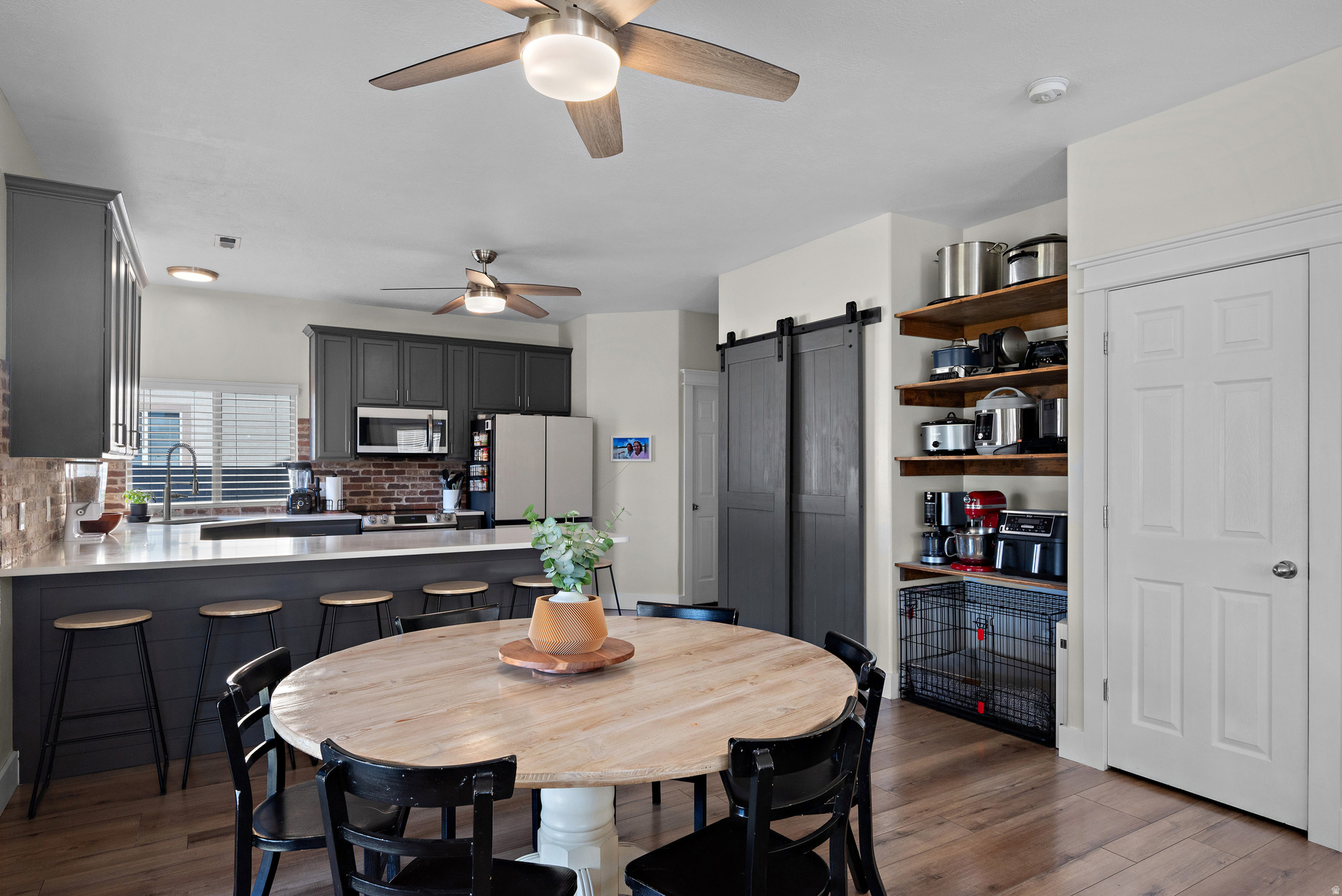 NORTH LAKE - Residential