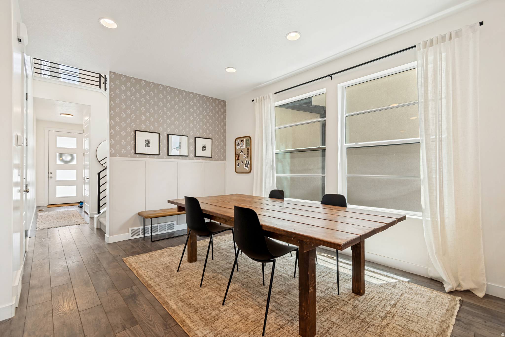 PARKVIEW COTTAGES - Residential