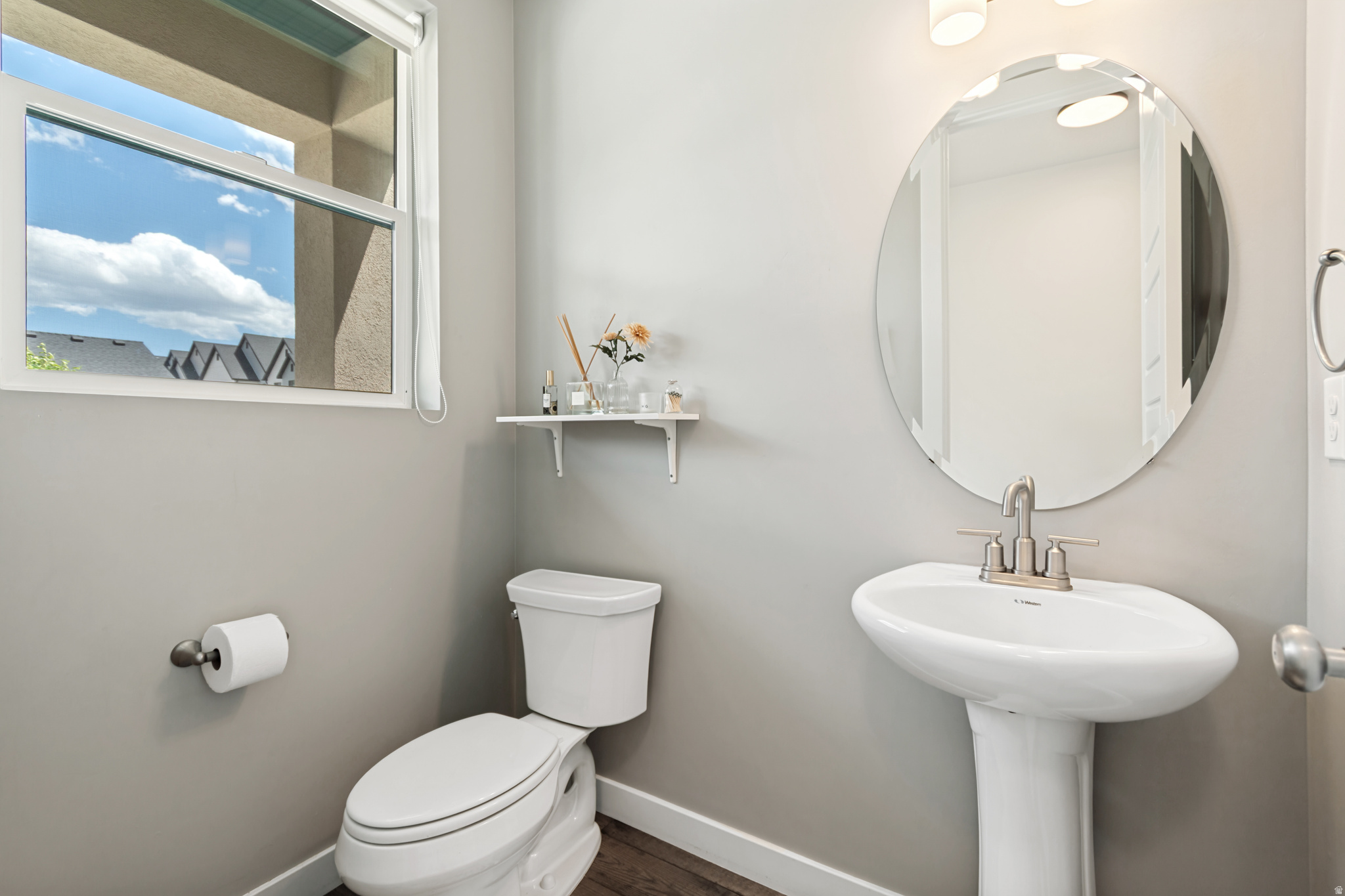 PARKVIEW COTTAGES - Residential
