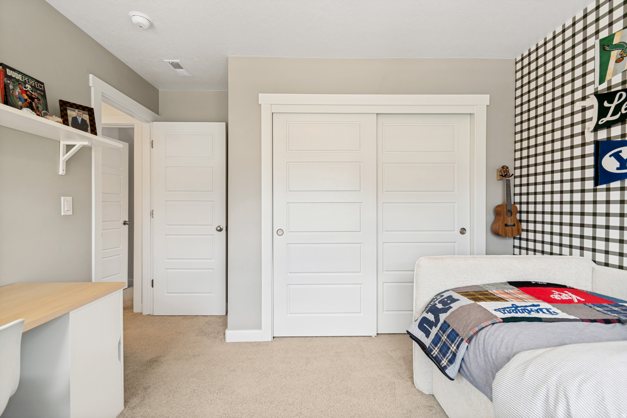 PARKVIEW COTTAGES - Residential