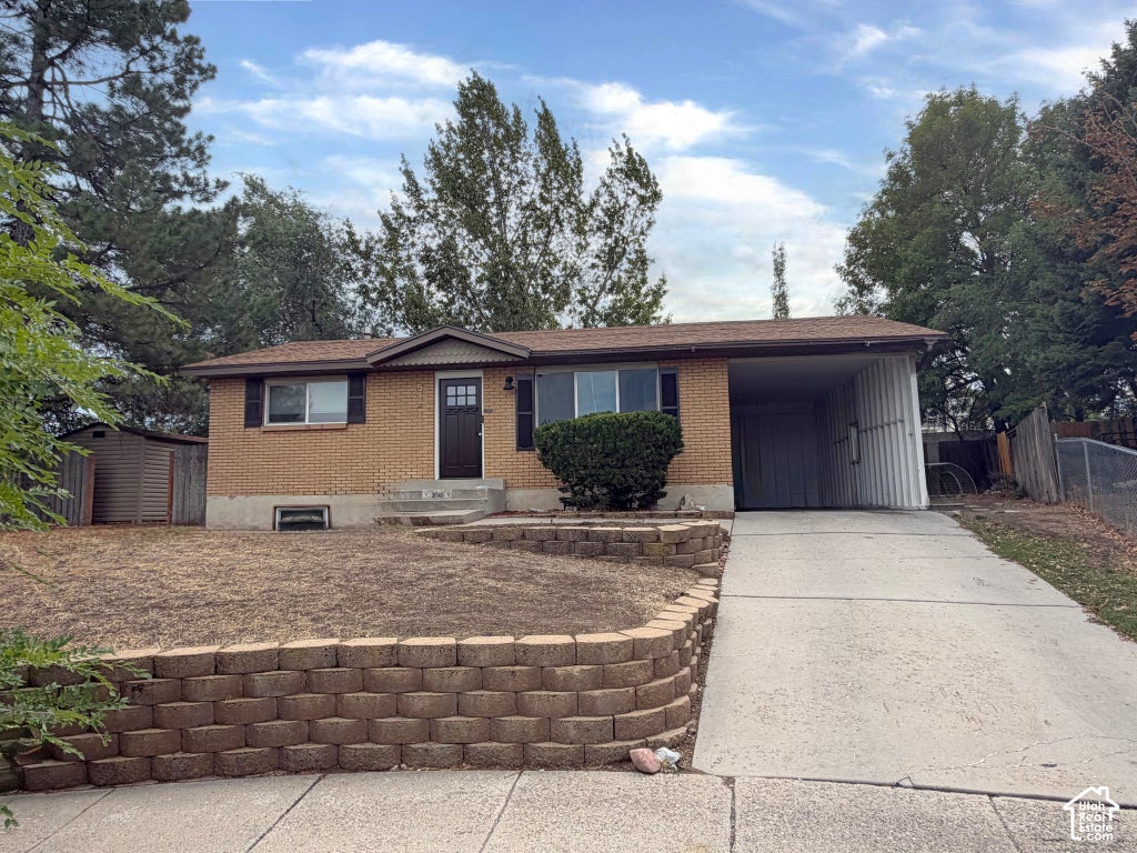 Photo of 5141 W REDFLOWER CIR S, West Valley City, UT 84120 (MLS # 2190998)
