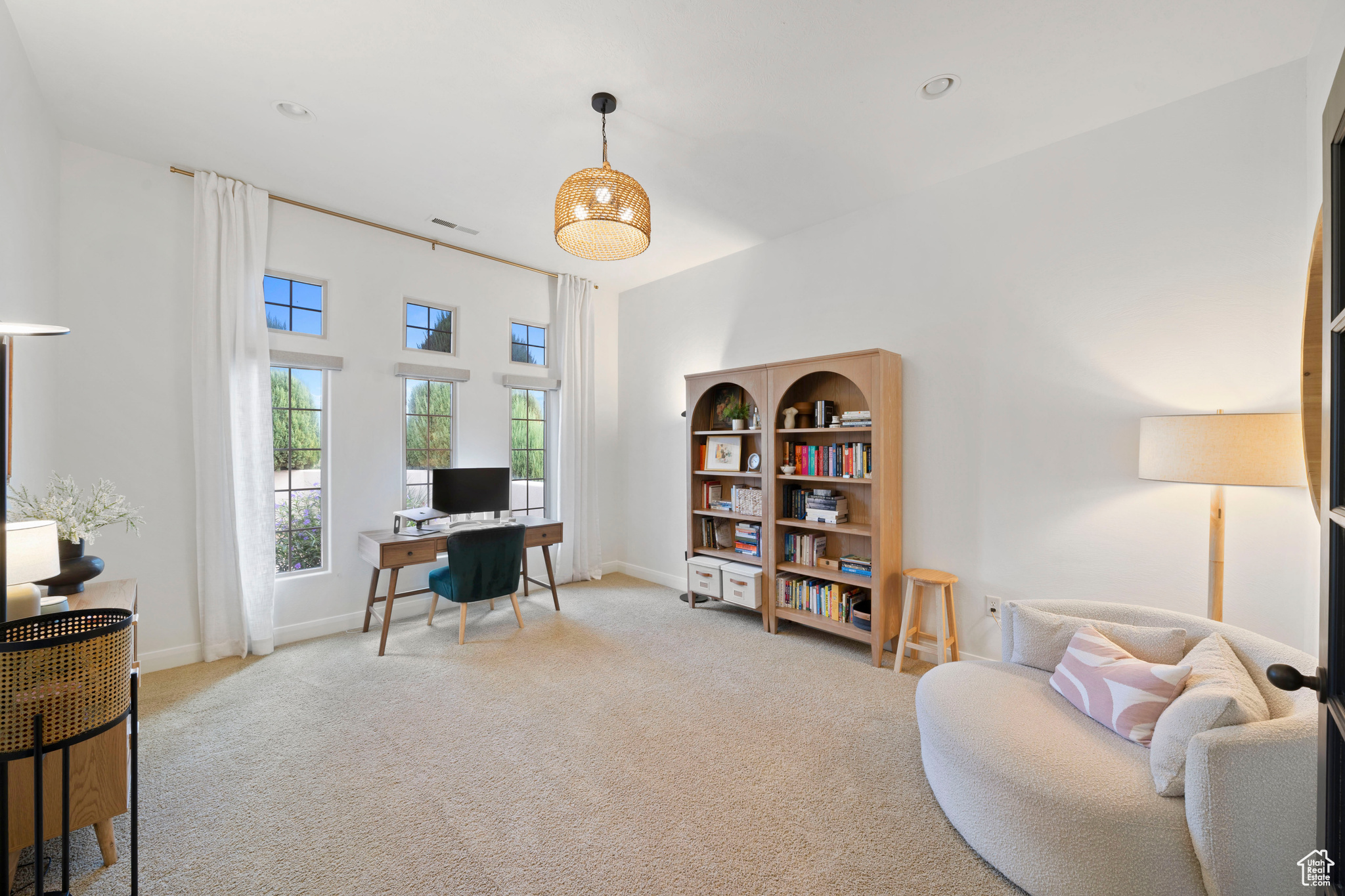 KNOLLS AT LITTLE VALLEY 2 - Residential