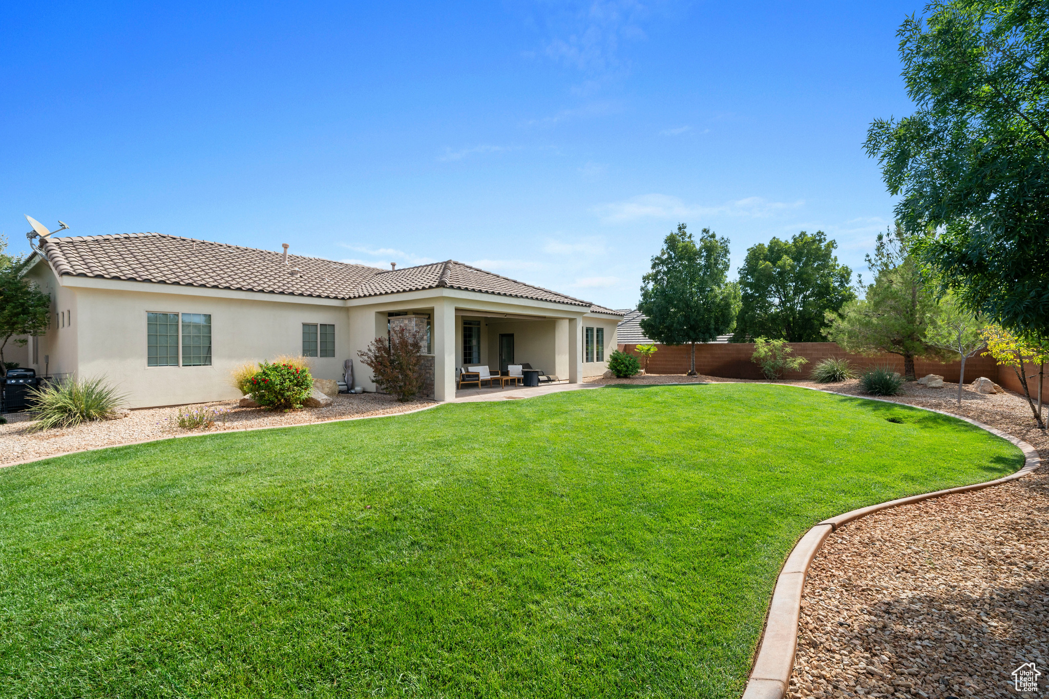 KNOLLS AT LITTLE VALLEY 2 - Residential