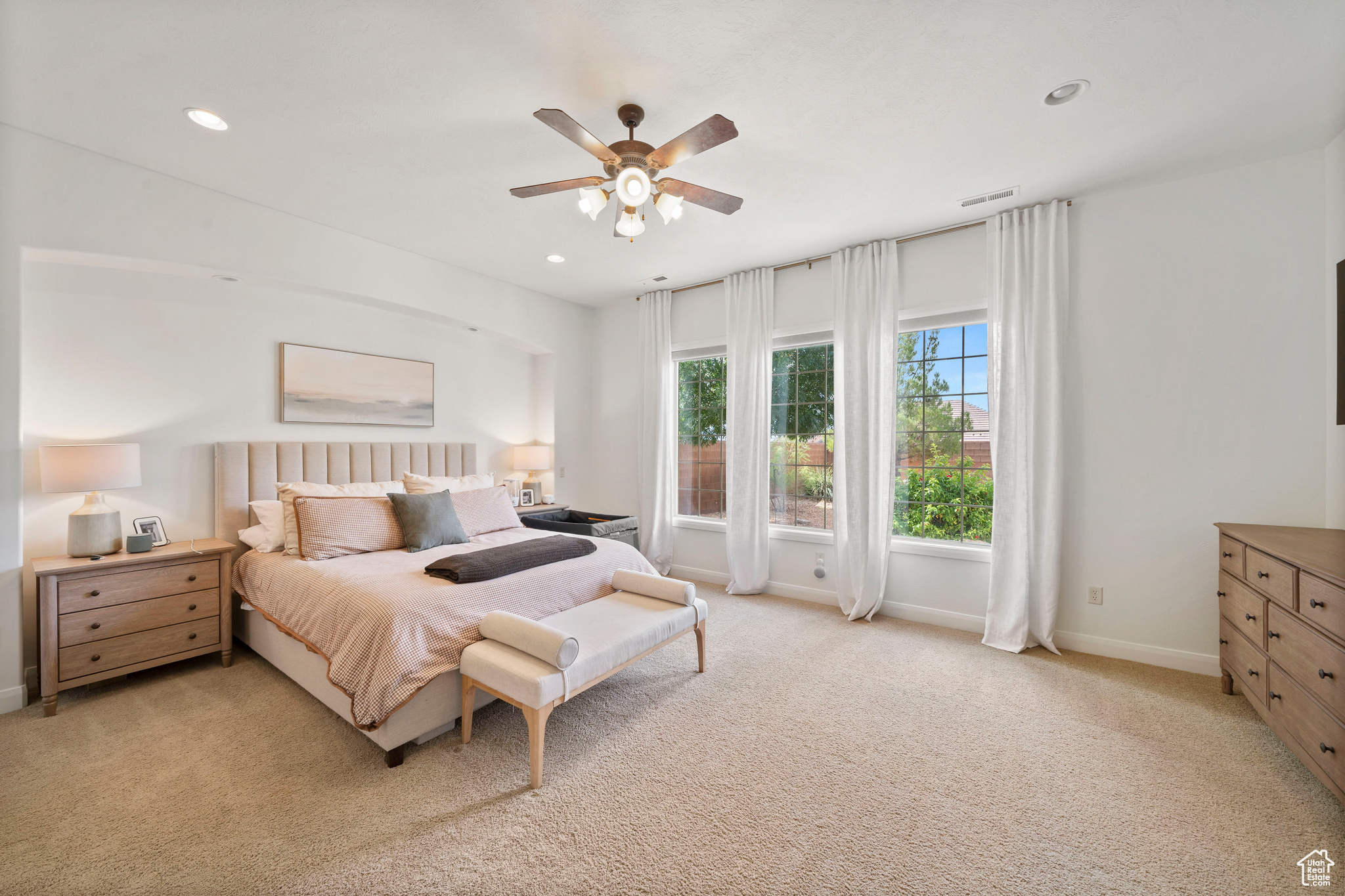 KNOLLS AT LITTLE VALLEY 2 - Residential