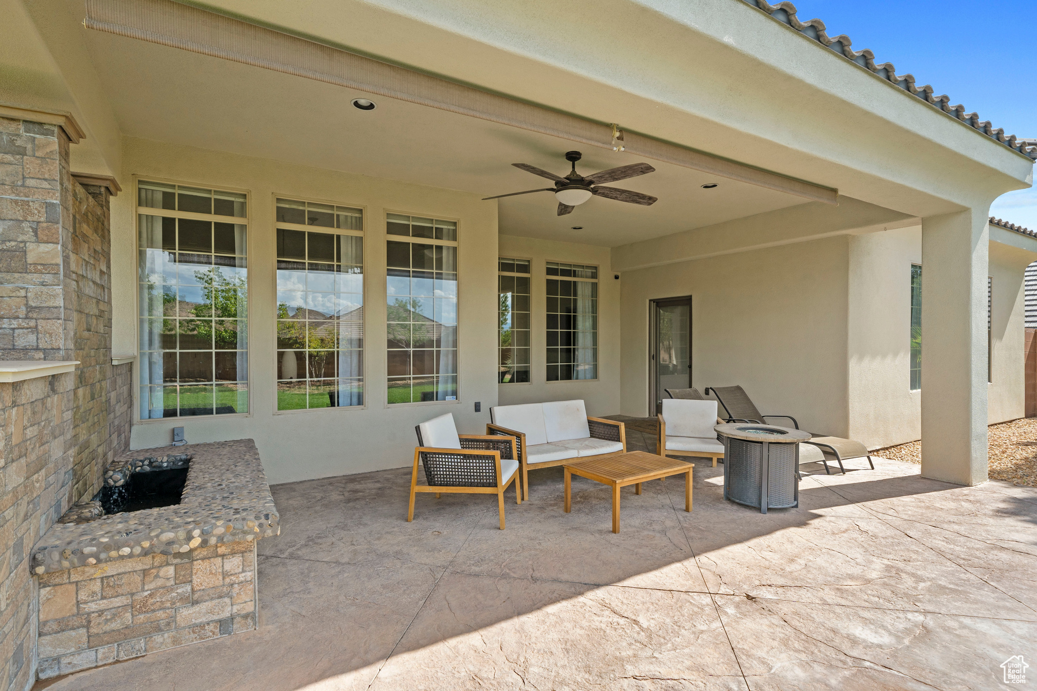 KNOLLS AT LITTLE VALLEY 2 - Residential