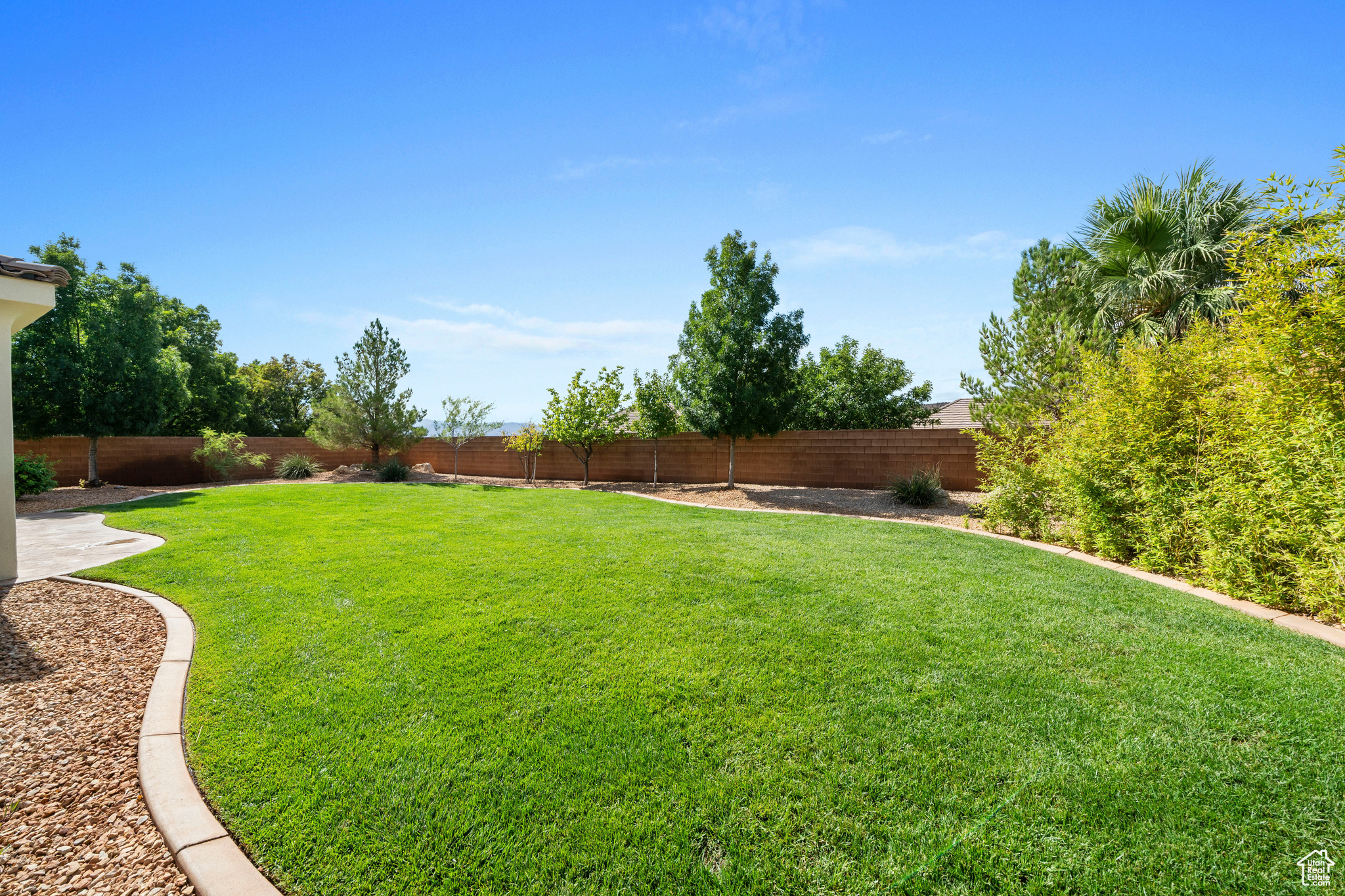 KNOLLS AT LITTLE VALLEY 2 - Residential