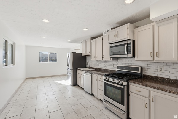 HOFFMAN HEIGHTS - Residential