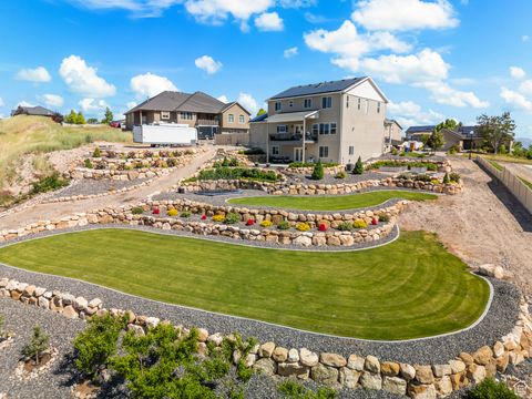 Tiny photo for 1353 SAGEBERRY Dr, Santaquin, UT 84655 (MLS # 2114472)
