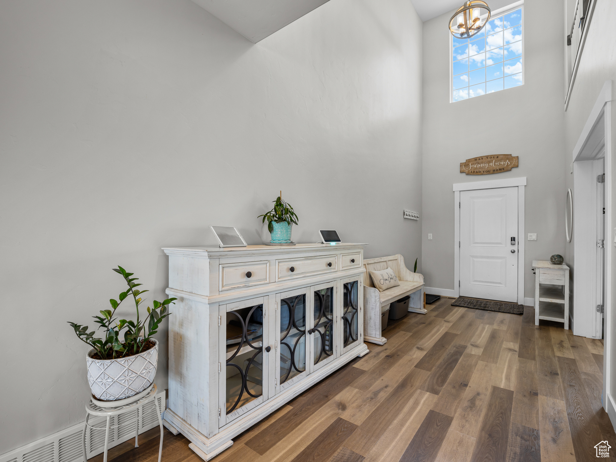 RIDGE - Residential