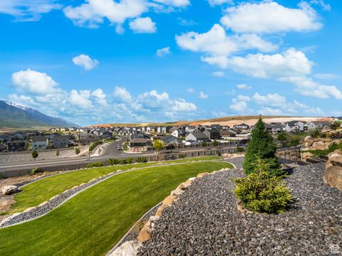 Tiny photo for 1353 SAGEBERRY Dr, Santaquin, UT 84655 (MLS # 2114472)