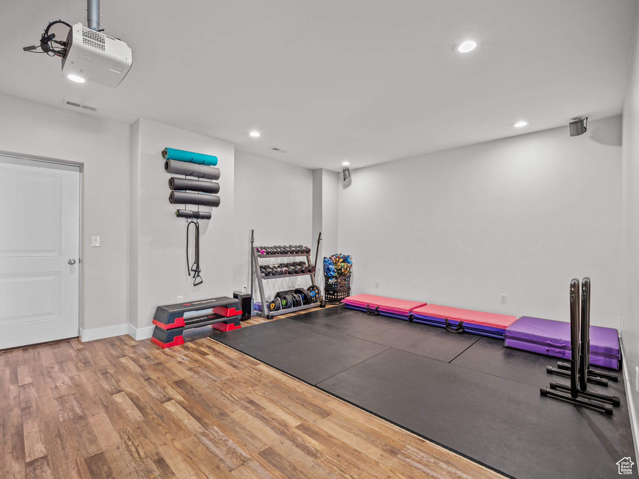 RIDGE - Residential