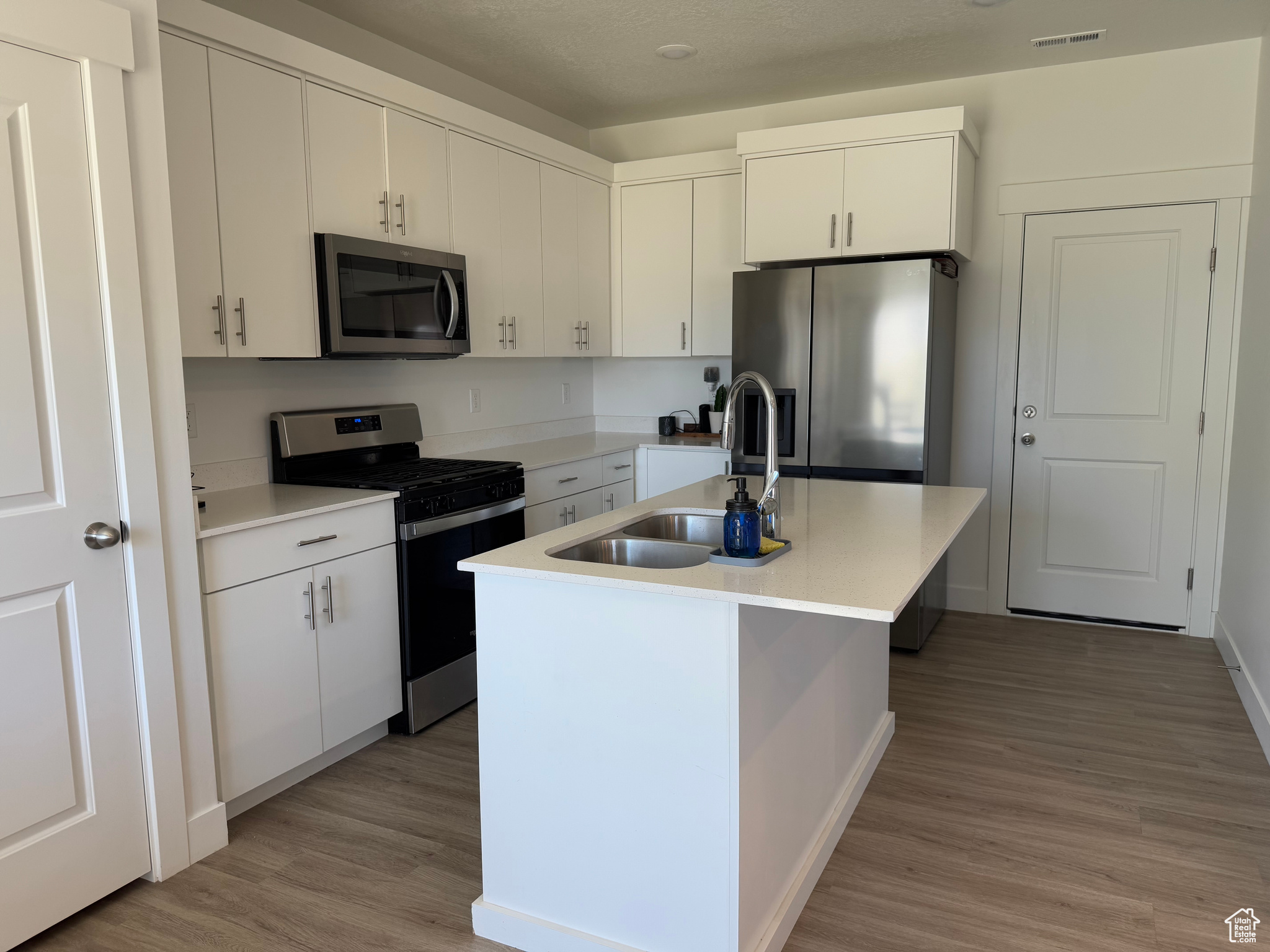 ARCHIBALD ESTATES - Residential