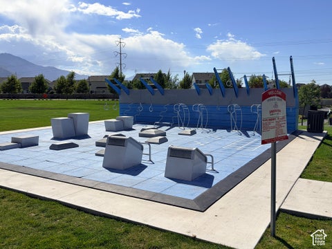 Tiny photo for 2458 W TOWNHOUSE DR, Mapleton, UT 84664 (MLS # 2190226)