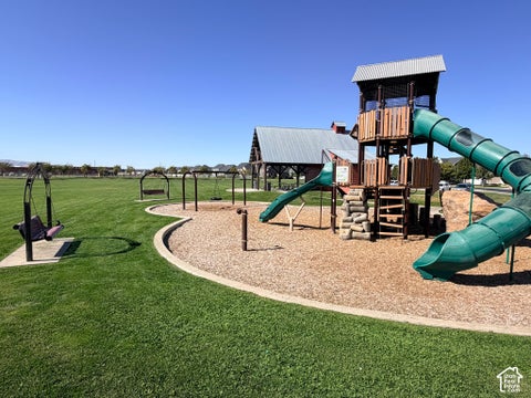 Tiny photo for 2458 W TOWNHOUSE DR, Mapleton, UT 84664 (MLS # 2190226)