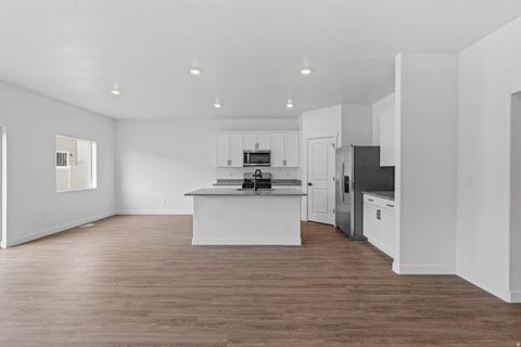 Tiny photo for 7299 SLICK ROCK WAY N, Eagle Mountain, UT 84005 (MLS # 2155372)