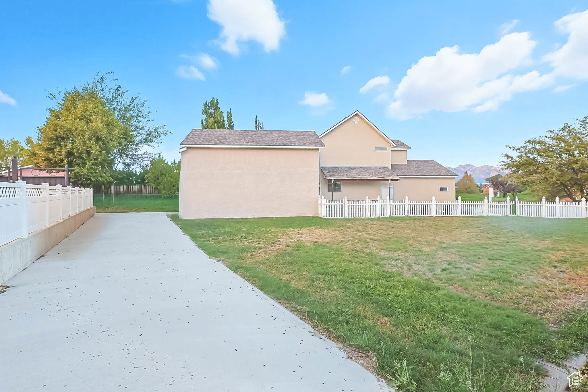 VISTA FARMS ESTATES #2 - Residential