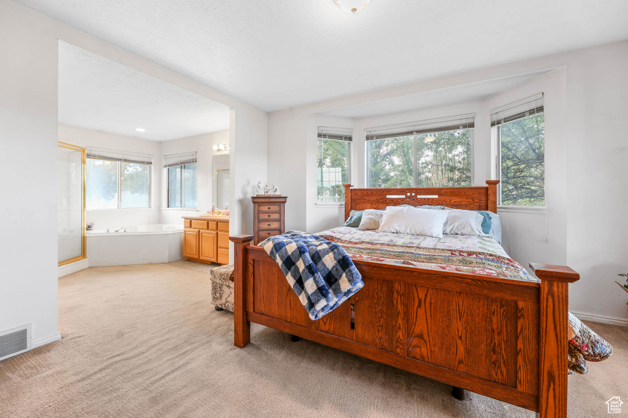 VISTA FARMS ESTATES #2 - Residential