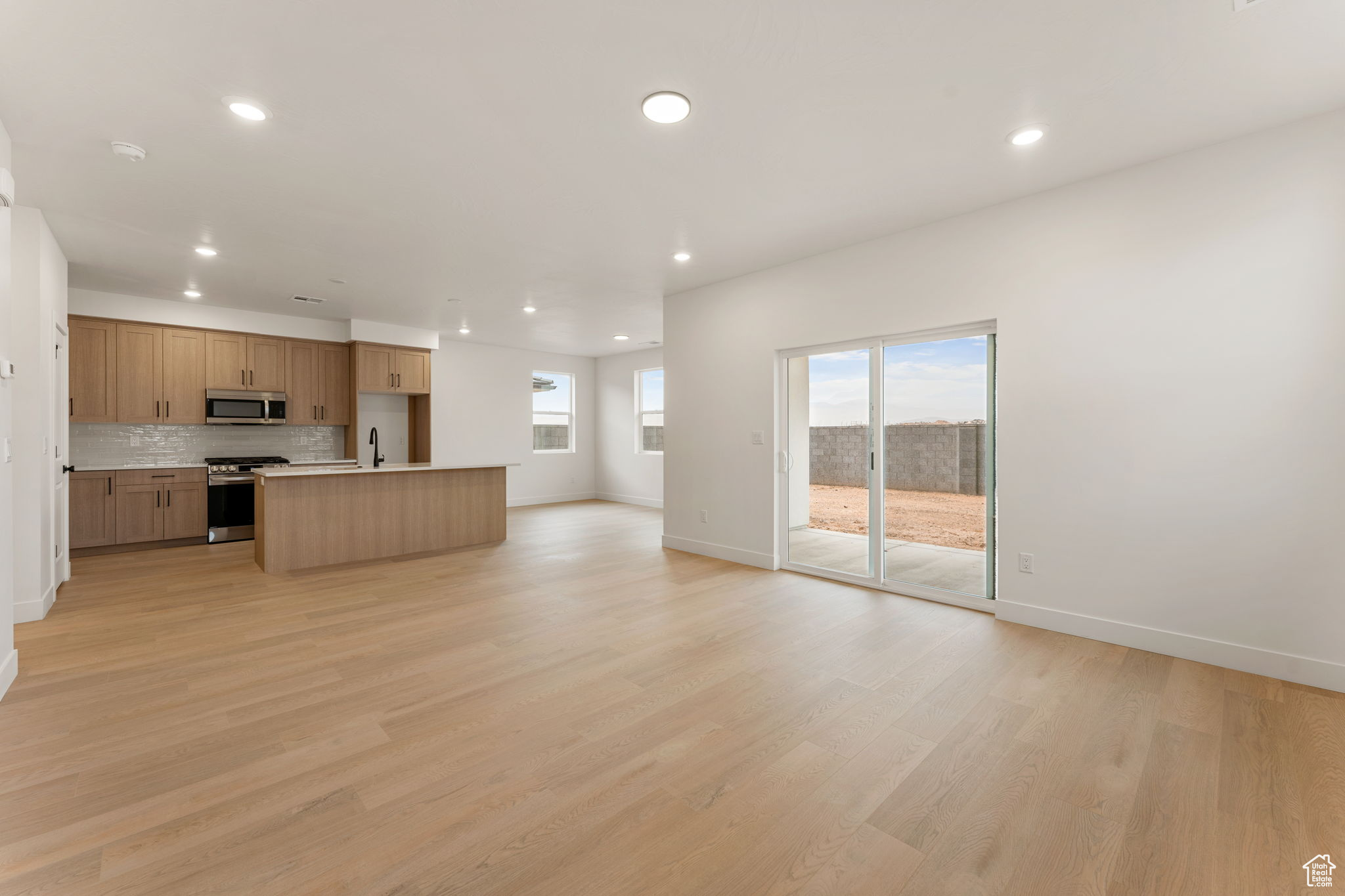 LEGACY AT SAND HOLLOW - Residential