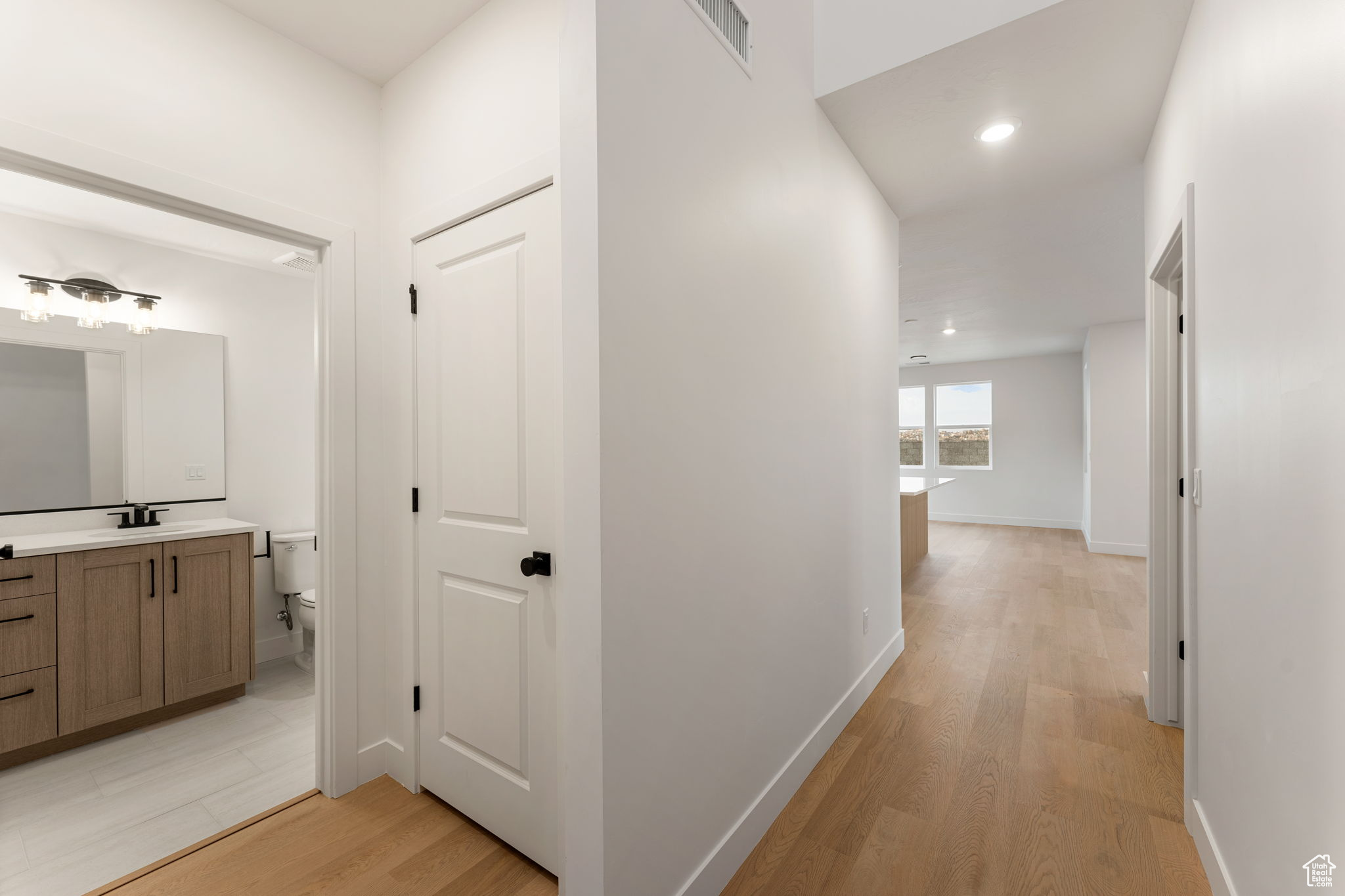 LEGACY AT SAND HOLLOW - Residential