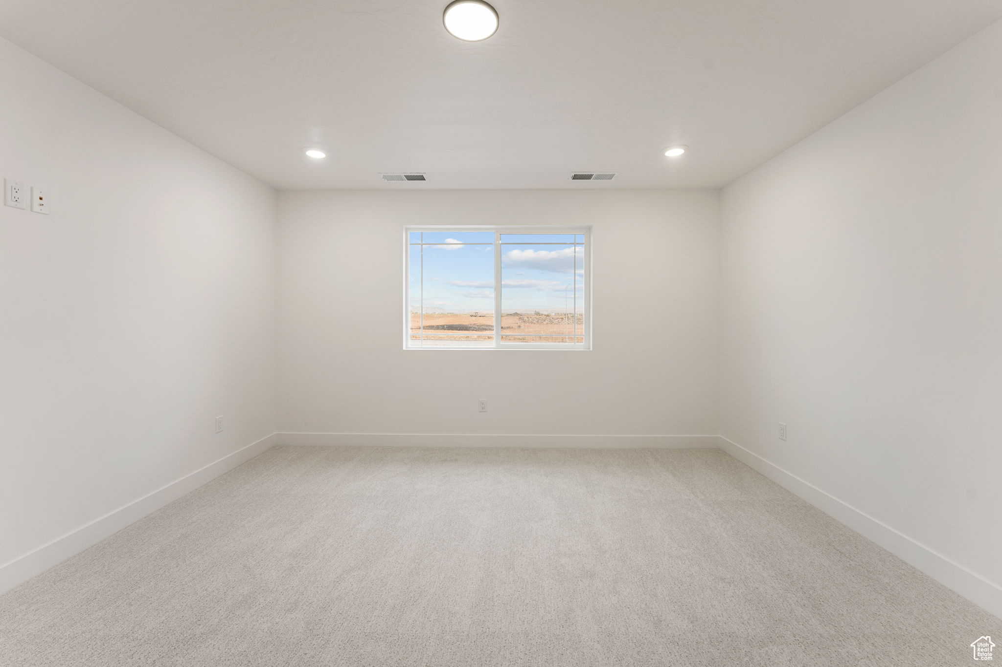 LEGACY AT SAND HOLLOW - Residential