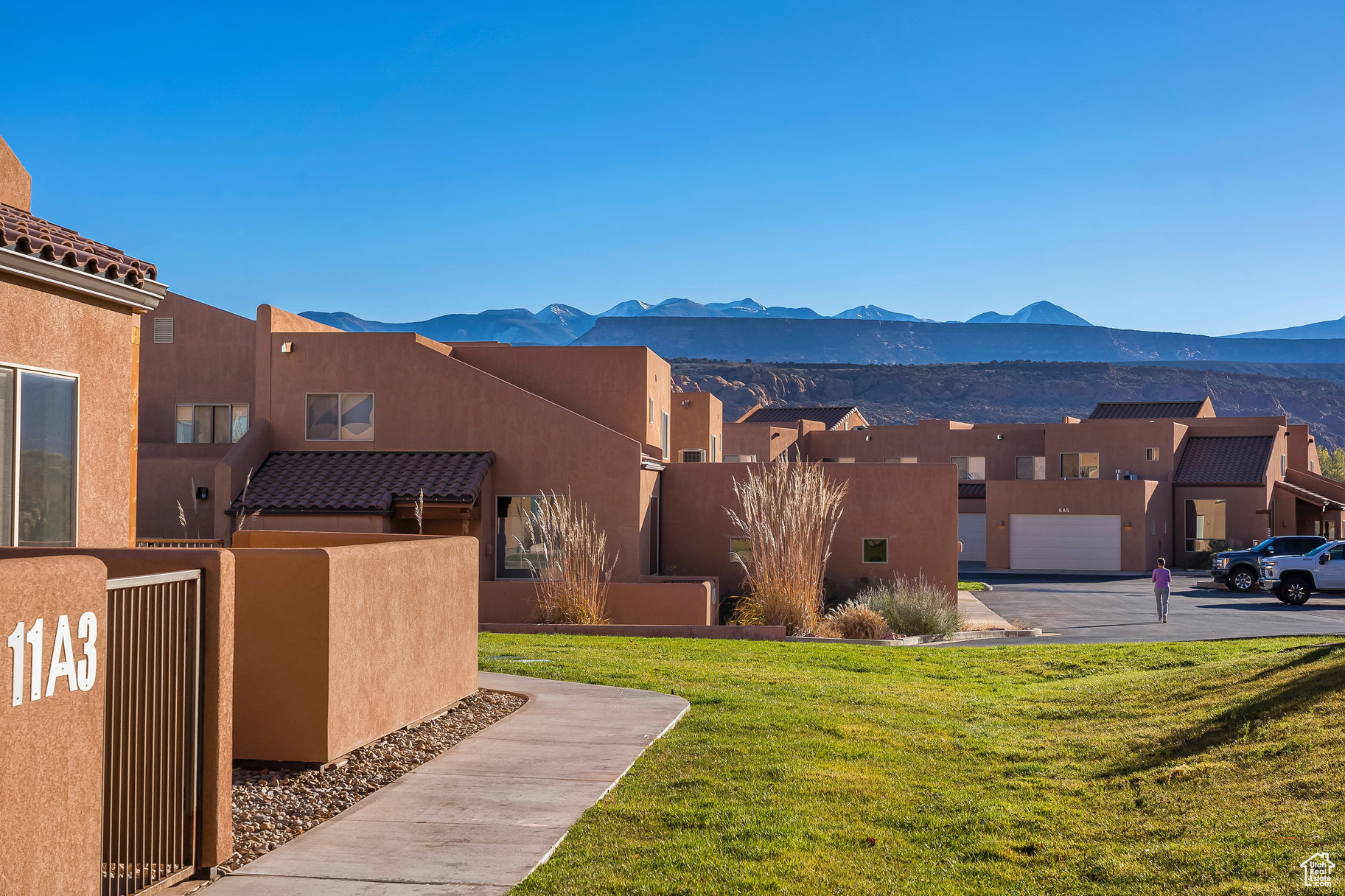 RIM VILLAGE VISTAS - Residential