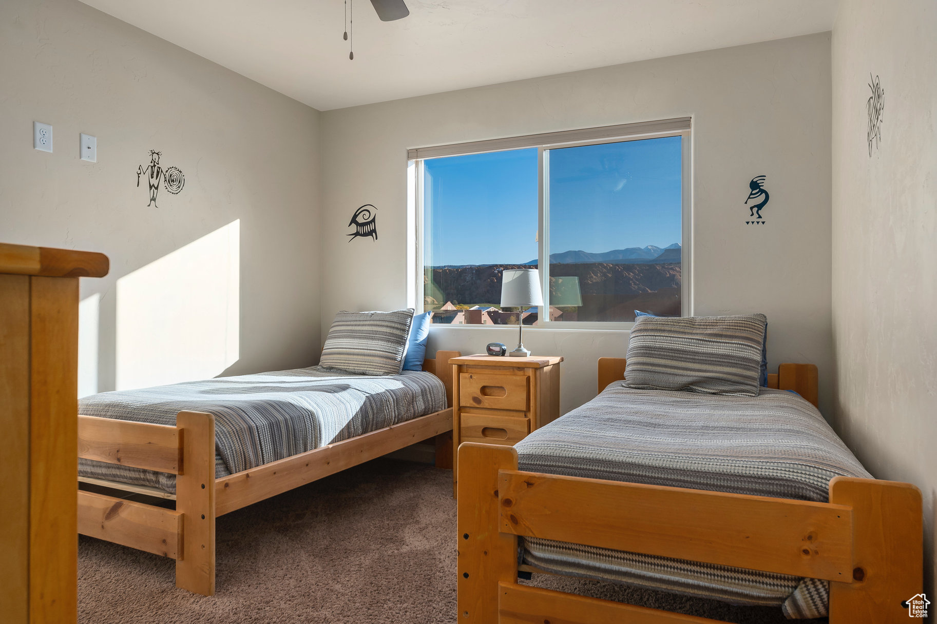 RIM VILLAGE VISTAS - Residential