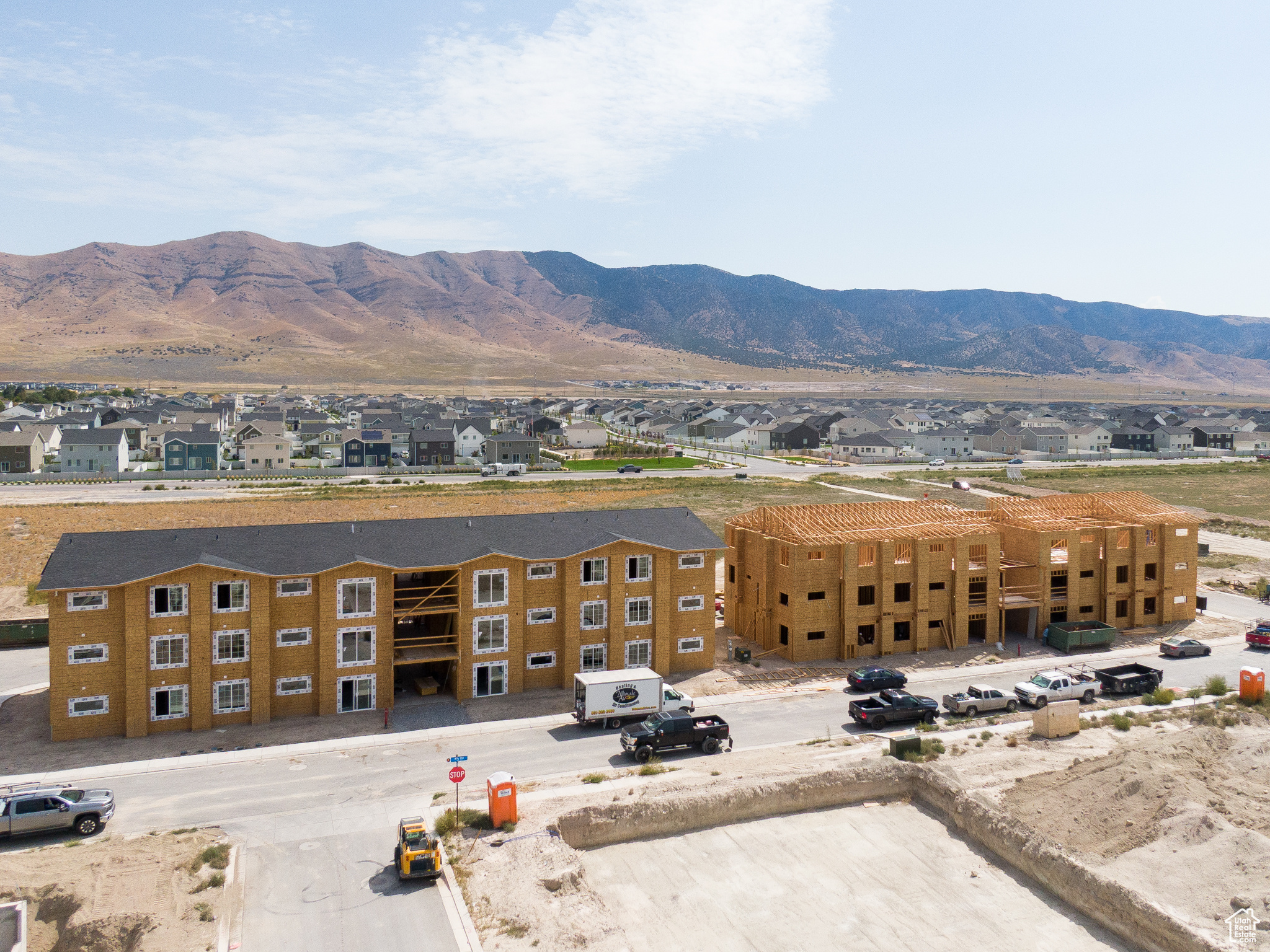 HARMONY CONDOS - Residential